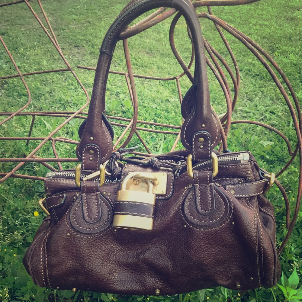 Chloé Authentic.
